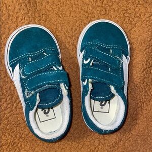 Kids Teal and White Velcro Sneakers